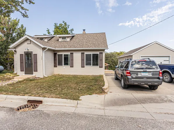 504 1st Ave W, Evansville, MN 56326