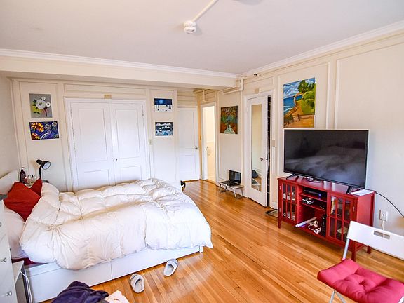 3rd image of 1278 Beacon St #410