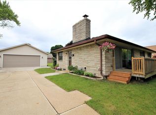 3225 S 83rd St, Milwaukee, WI 53219