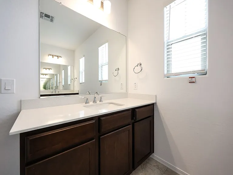 7695 W Smoketree Dr — Photo 37