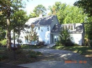 1048 S Bay Shore Dr, Virginia Beach, VA 23451