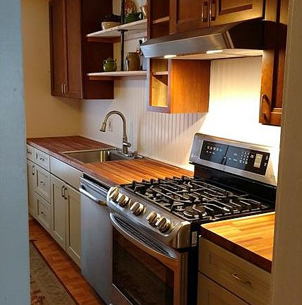 3rd image of 1522 Campbell St