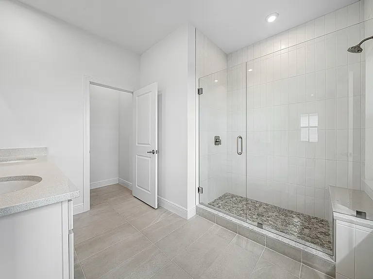 10720 SW Pioneer Pkwy — Photo 33