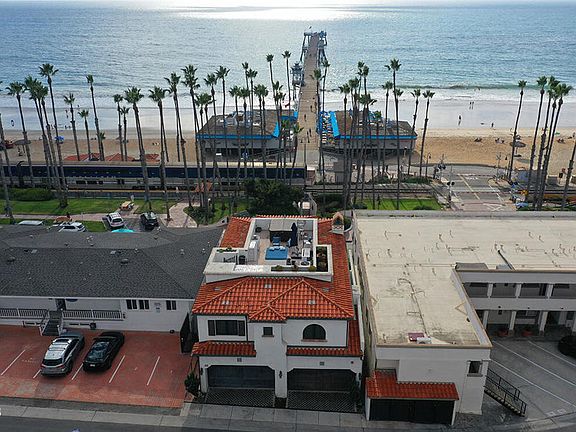 5th image of 614 Avenida Victoria