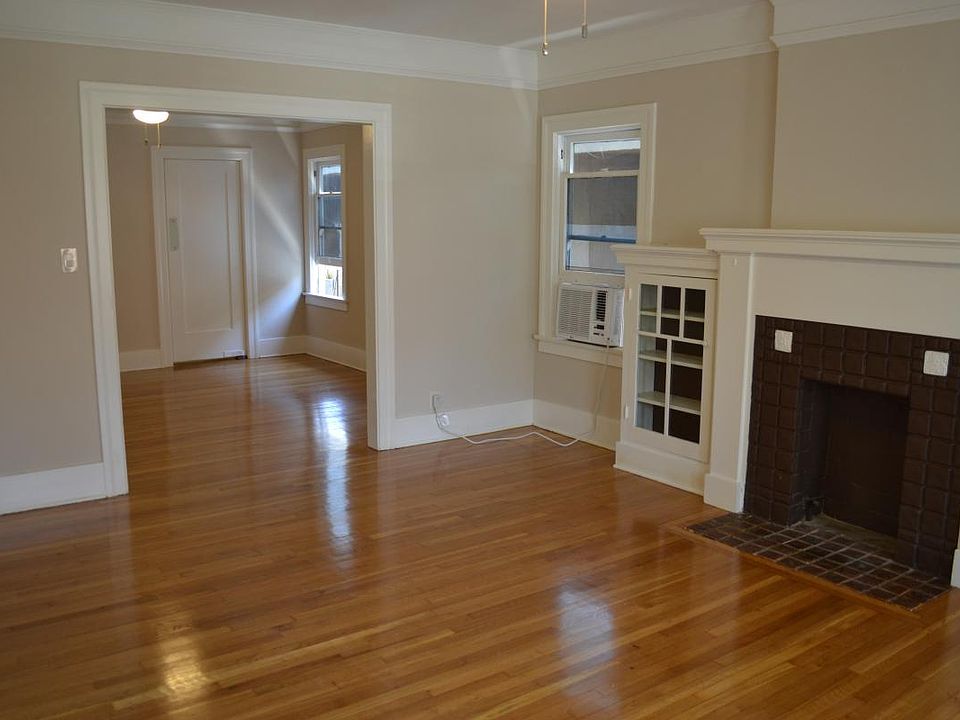 1st image of 332 W Wilson Ave #1/2
