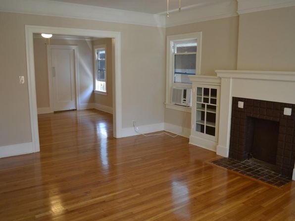 332 W Wilson Ave #1/2