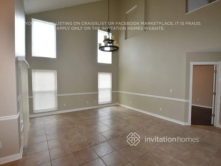 10909 Fenway Glen Ct — Photo 5