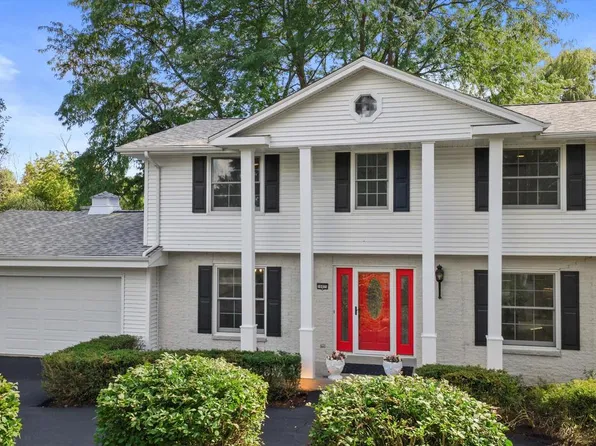 16025 Tomahawk TRAIL, Brookfield, WI 53005