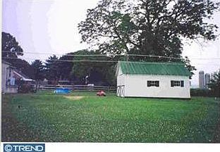 2nd image of 3571 Horseshoe Park