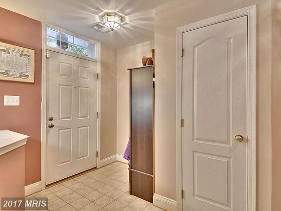 3rd image of 102 Elmcroft Blvd