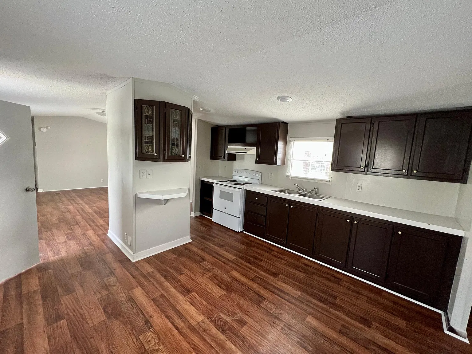 3 bed, $1,195 — Photo 3