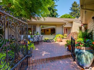 32485 SW Lake Point Ct, Wilsonville, OR 97070