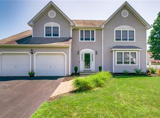 5 Davenport Pl, Wallingford, CT 06492