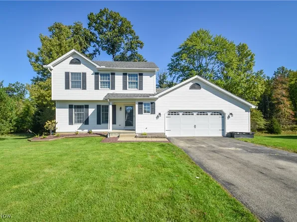 7004 Backwater Cv, Youngstown, OH 44515