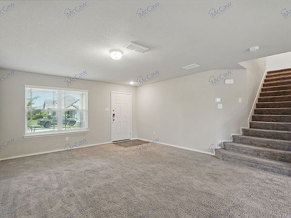 4th image of 123 Rock Creek Ln