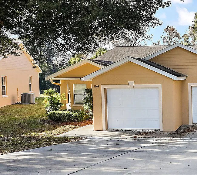 1204 Wood Duck Ln — Photo 1