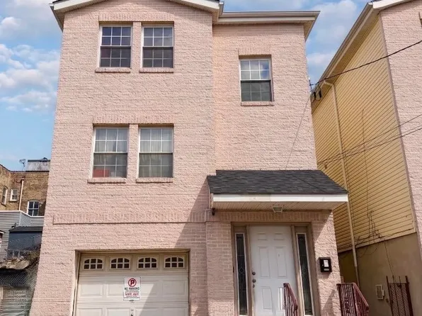 152 Van Winkle Ave Floor 2, Jersey City, NJ 07306