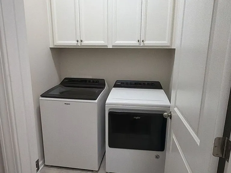 1008 Fairbrae Ln — Photo 17