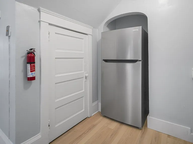 104 Harvard Pl — Photo 179