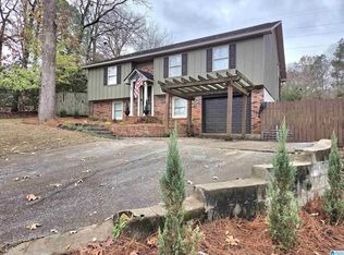 45 Barron Dr, Sylacauga, AL 35151