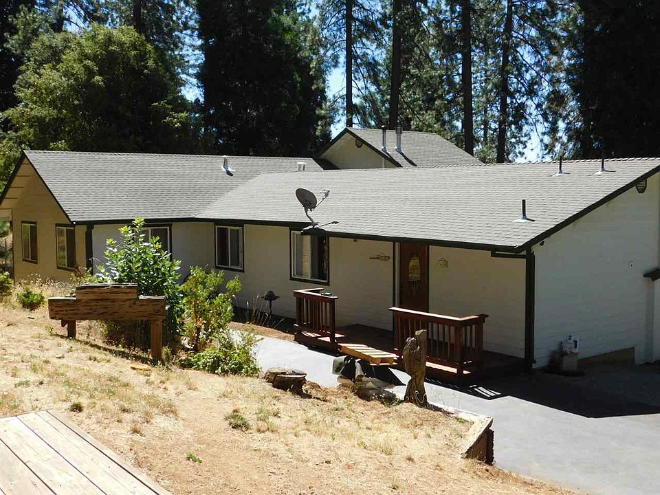 1st image of 19088 Pine Dr E
