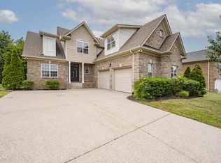 2046 Sunflower Dr, Spring Hill, TN 37174