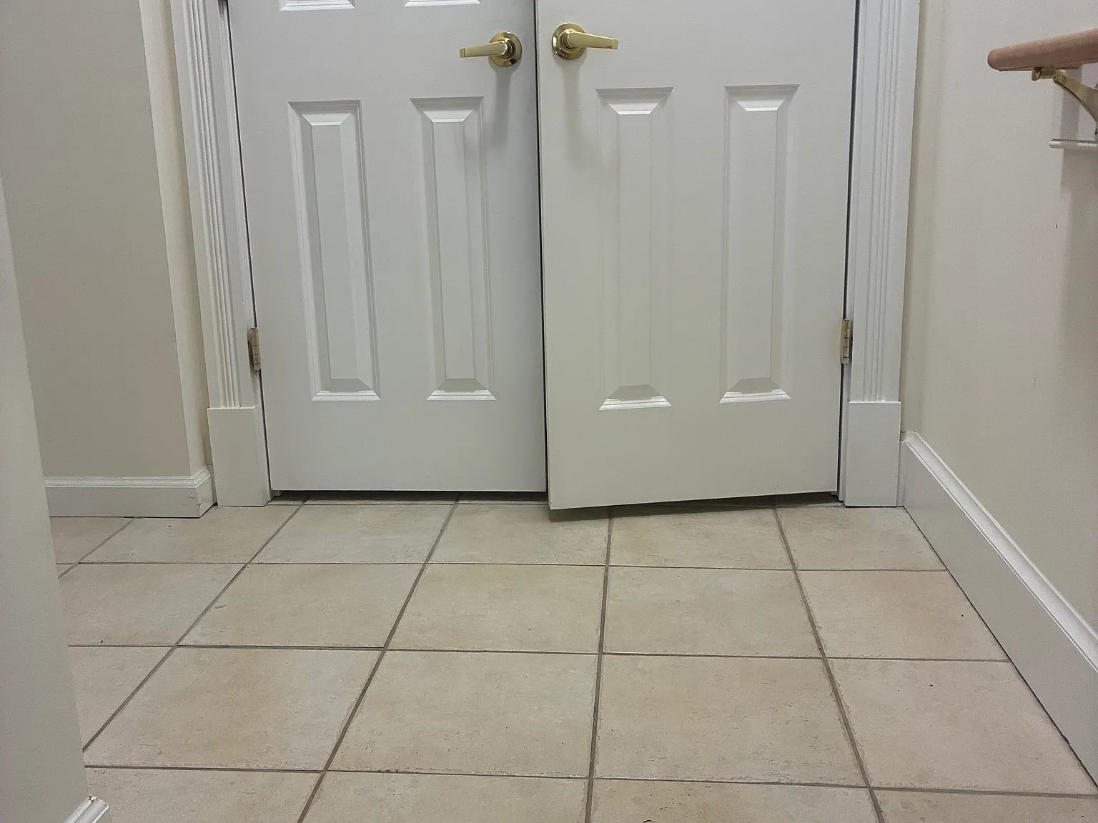 2 bed, 1050 sqft, $1,585 — Photo 2