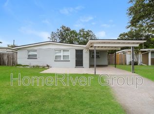 9497 Starkey Rd, Seminole, FL 33777