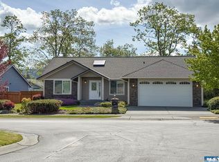 40 Aspen Creek Ct, Sequim, WA 98382