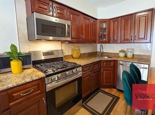 34-37 24th St #2, Astoria, NY 11106