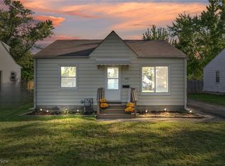 1101 Waverly Rd, Eastlake, OH 44095