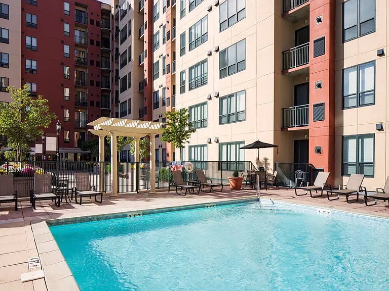 pool-sw-facing2