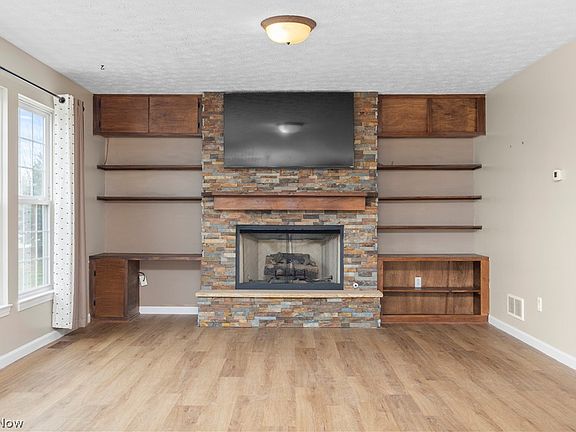 5th image of 38086 Rocky Run Ct