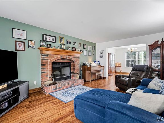 4th image of 9218 Cedarberry Ct