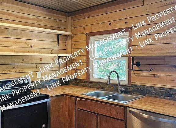 2nd image of 80 Larry Dr #4