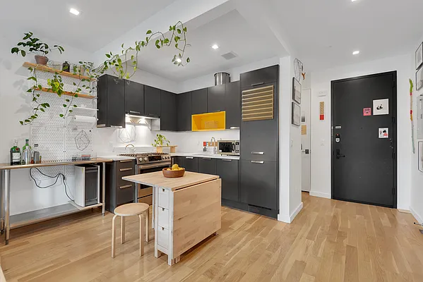 その他 Evergreen Avenue 277 Evergreen Avenue #2F in Bushwick, Brooklyn | StreetEasy