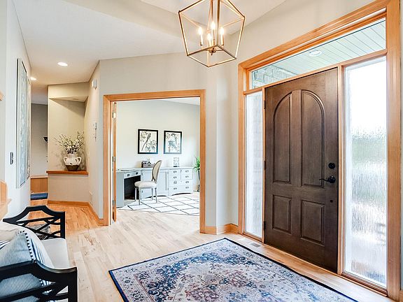 4th image of 1638 Isabella Pkwy