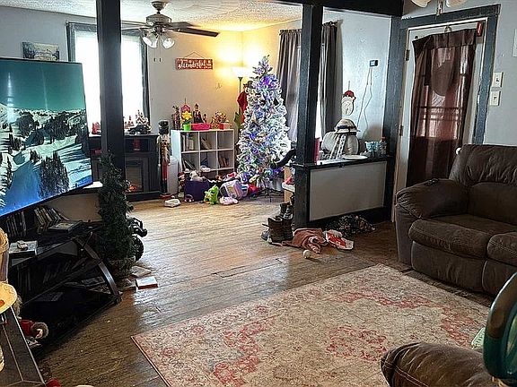 3rd image of 10 Wilson St