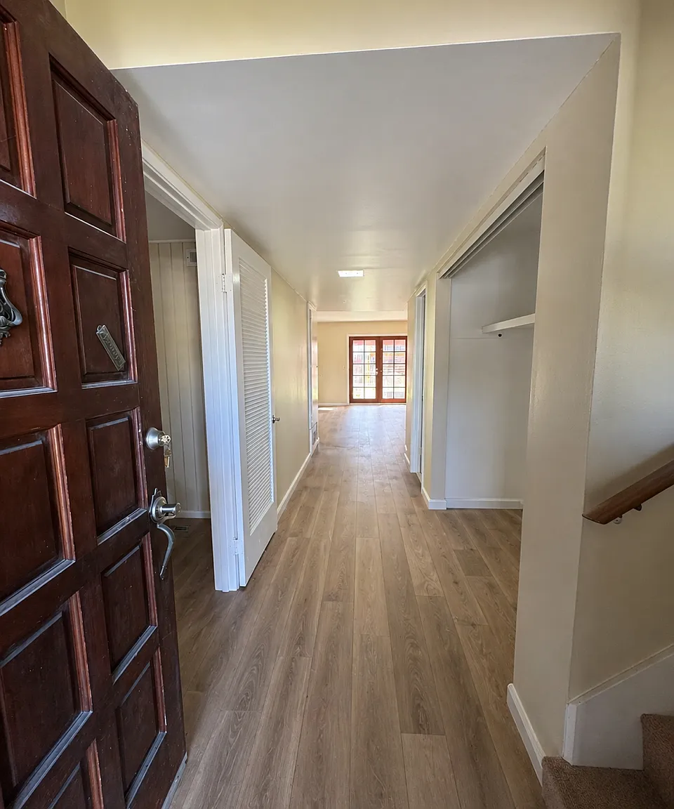 4 bed, 1234 sqft, $3,550 — Photo 2