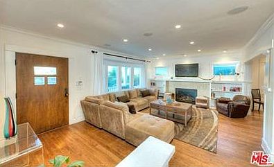 4th image of 17 Horizon Ave