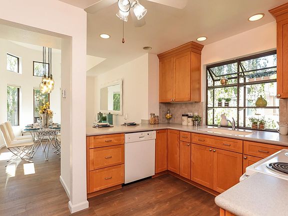 3rd image of 928 Wright Ave APT 602