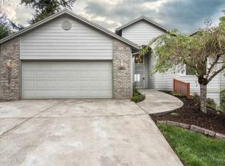 2655 NW Julia St, Camas, WA 98607