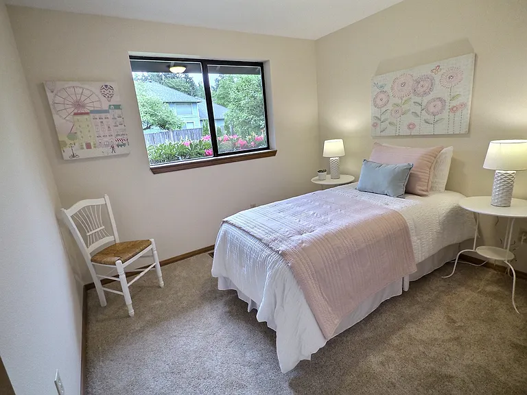 3910 Maple Rd — Photo 30
