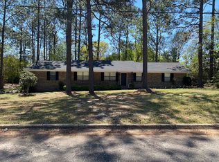 197 Ridge Dr, Crestview, FL 32536
