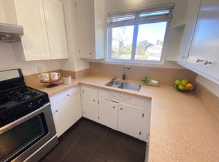 2209 Ivy Dr, Oakland, CA