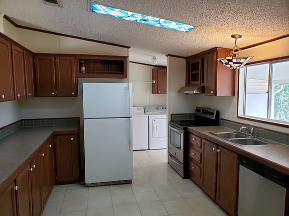 5th image of 1521 Abaco Cay Ln