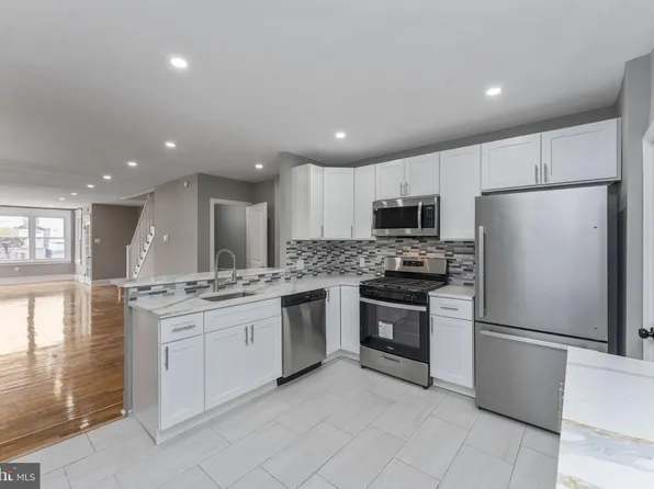 7335 N 19th St, Philadelphia, PA 19126