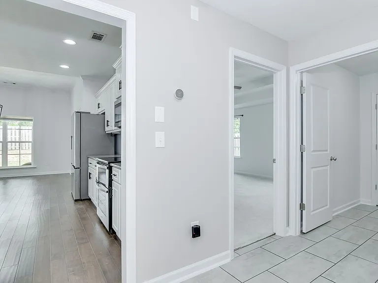810 Fenwick Ct — Photo 15