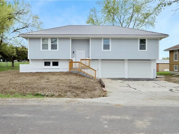 112 E Meadowbrook Ln, Polo, MO 64671
