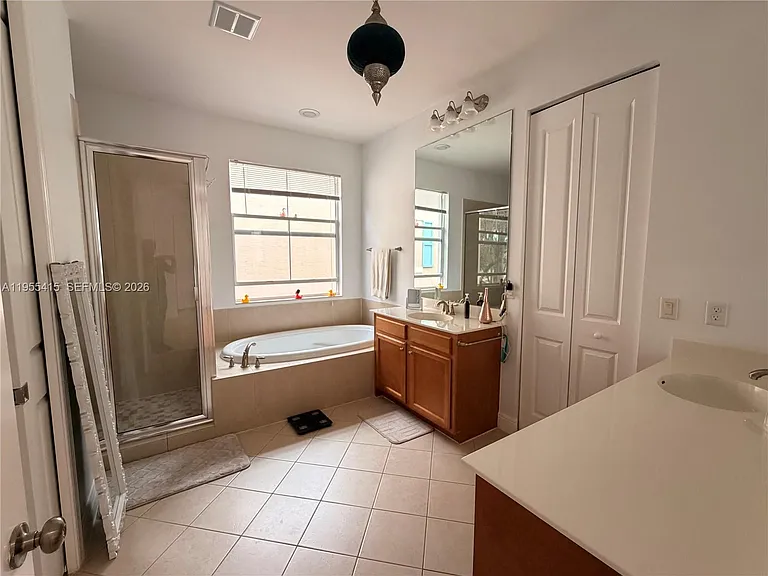 12450 NW 32nd Mnr #1250 — Photo 21